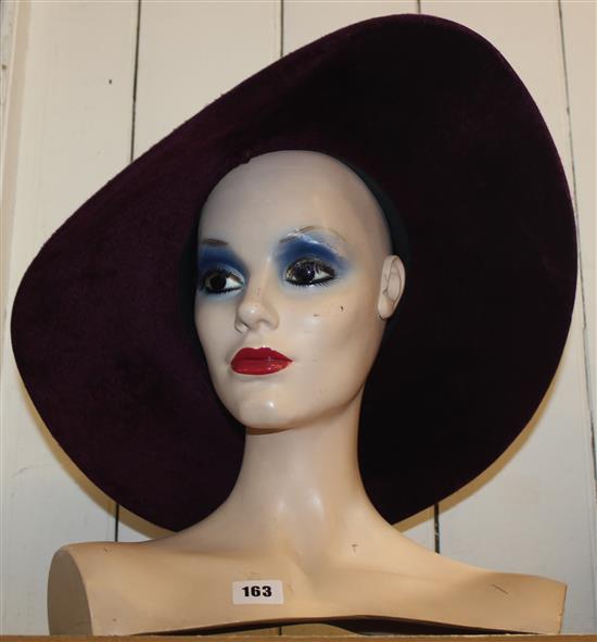 Manaquinn head and 1960s hat